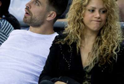 Shakira pide que Piqu&eacute; no viaje con Clara Ch&iacute;a para ver a sus hijos