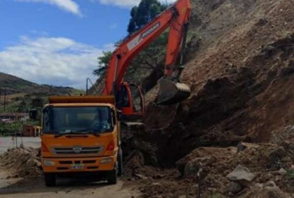 Paso controlado durante un mes en Catamayo-Gonzanam&aacute; por mantenimiento vial. 