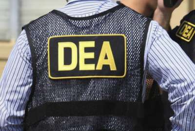 El exdirector de la DEA en M&eacute;xico es investigado por supuestas relaciones con el narcotr&aacute;fico.