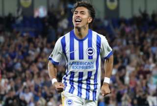 Brighton: Sarmiento anot&oacute; y Estupi&ntilde;&aacute;n volvi&oacute; a las canchas