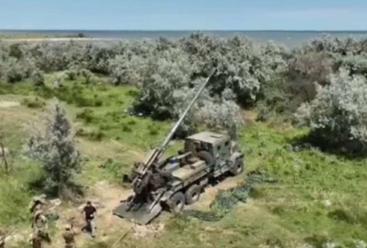 Fuerzas rusas abandonan la llamada Isla de la Serpiente 