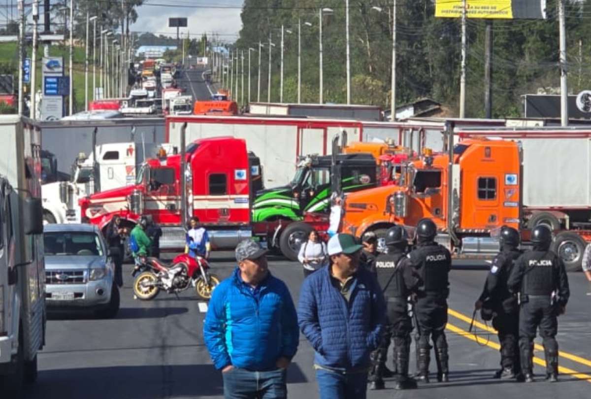 Ecu 911 confirmó cierres viales en cinco provincias