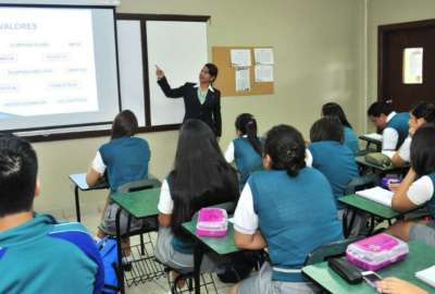 Los estudiantes de los planteles fiscales tendr&aacute;n un d&iacute;a de descanso en diciembre de 2022 y uno m&aacute;s en enero de 2023.