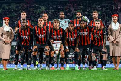 Pervis Estupi&ntilde;&aacute;n salt&oacute; como titular con el AC Milan en una goleada ante Perth Glory