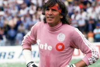 Luto en el f&uacute;tbol: falleci&oacute; Hugo "El Loco" Gatti, exarquero de Argentina y Boca Juniors