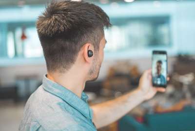 Gobernador de Texas proh&iacute;be a funcionarios estatales usar TikTok