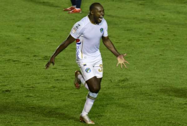 Liga de Quito confirm&oacute; a Juan Luis Anangon&oacute; como su nuevo refuerzo