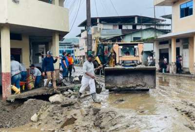 En La Man&aacute; se produjo desbordamientos de r&iacute;os que inundaron y destruyeron calles y casas