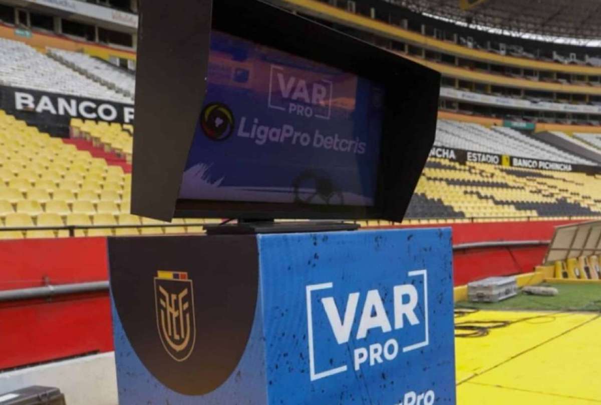 Los audios del VAR serán públicos