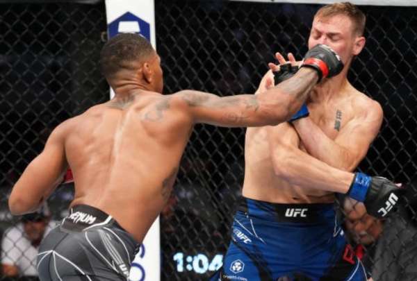Michael Morales gan&oacute; su segunda pelea oficial en la UFC
