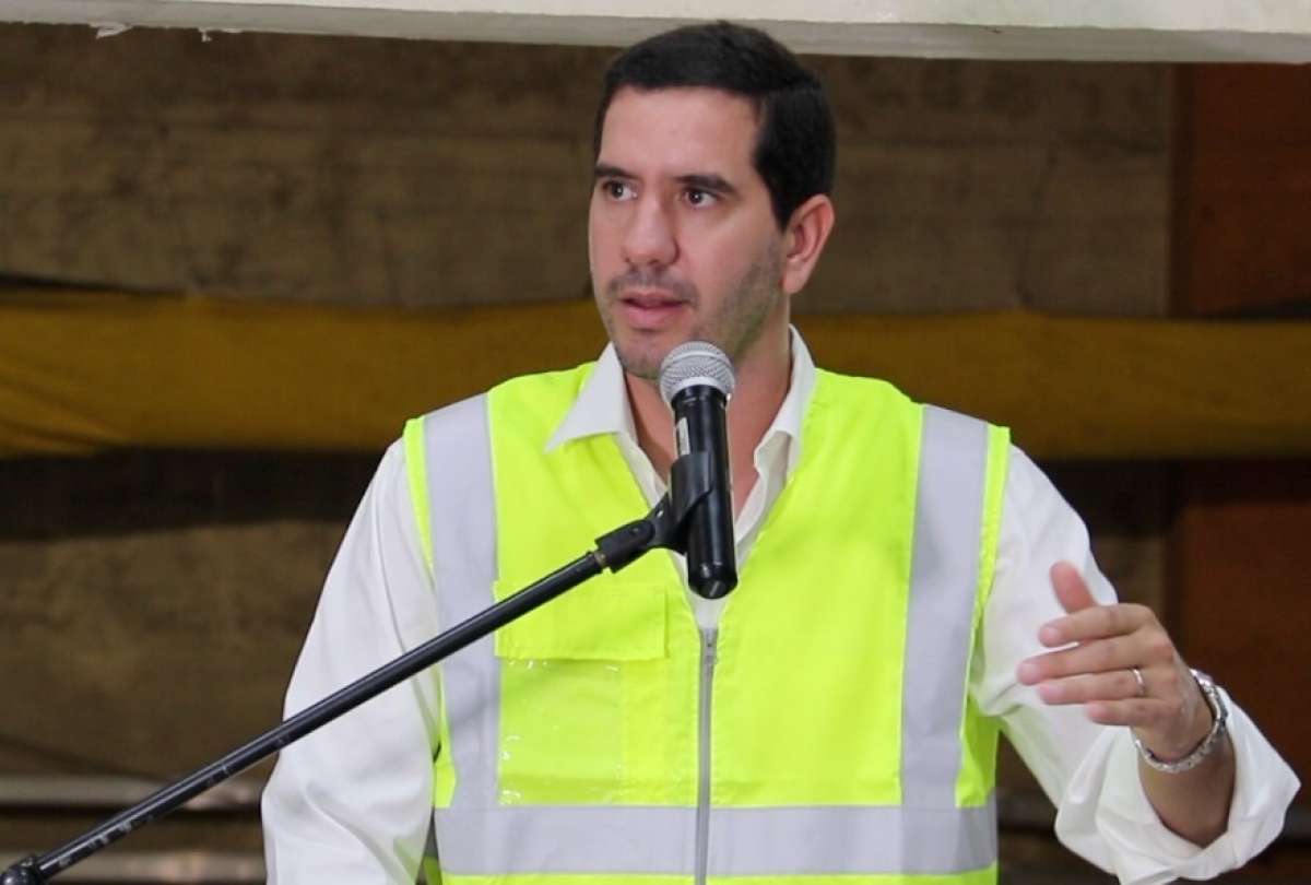 Para evaluar el estado en las hidroel&eacute;ctrica, profesionales del Ministerio, conjuntamente con t&eacute;cnicos de las empresas el&eacute;ctricas del pa&iacute;s, monitorean diariamente la situaci&oacute;n hidrol&oacute;gica de los r&iacute;os que abastecen a las principales centrales de generaci&oacute;n.