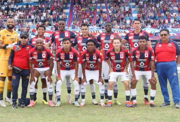 Deportivo Quito busca su regreso a la Serie B despu&eacute;s de nueve a&ntilde;os. 