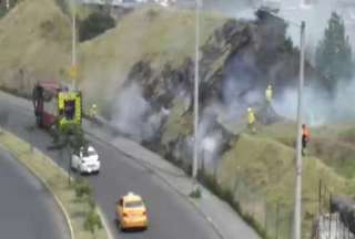 &iexcl;Alerta! Nuevo incendio forestal en Quito