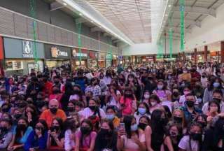 Gabriela Paz y Mi&ntilde;o presenta la novela Cosas de mayores