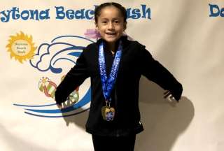 Joven gimnasta de ra&iacute;ces ecuatoriano triunfa en Estados Unidos