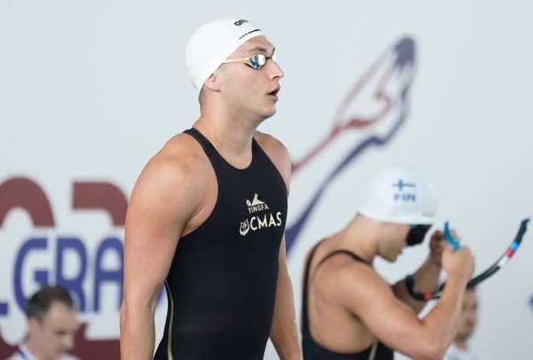 El ecuatoriano William Birkett hizo historia al imponer un nuevo r&eacute;cord Panamericano en nataci&oacute;n. 