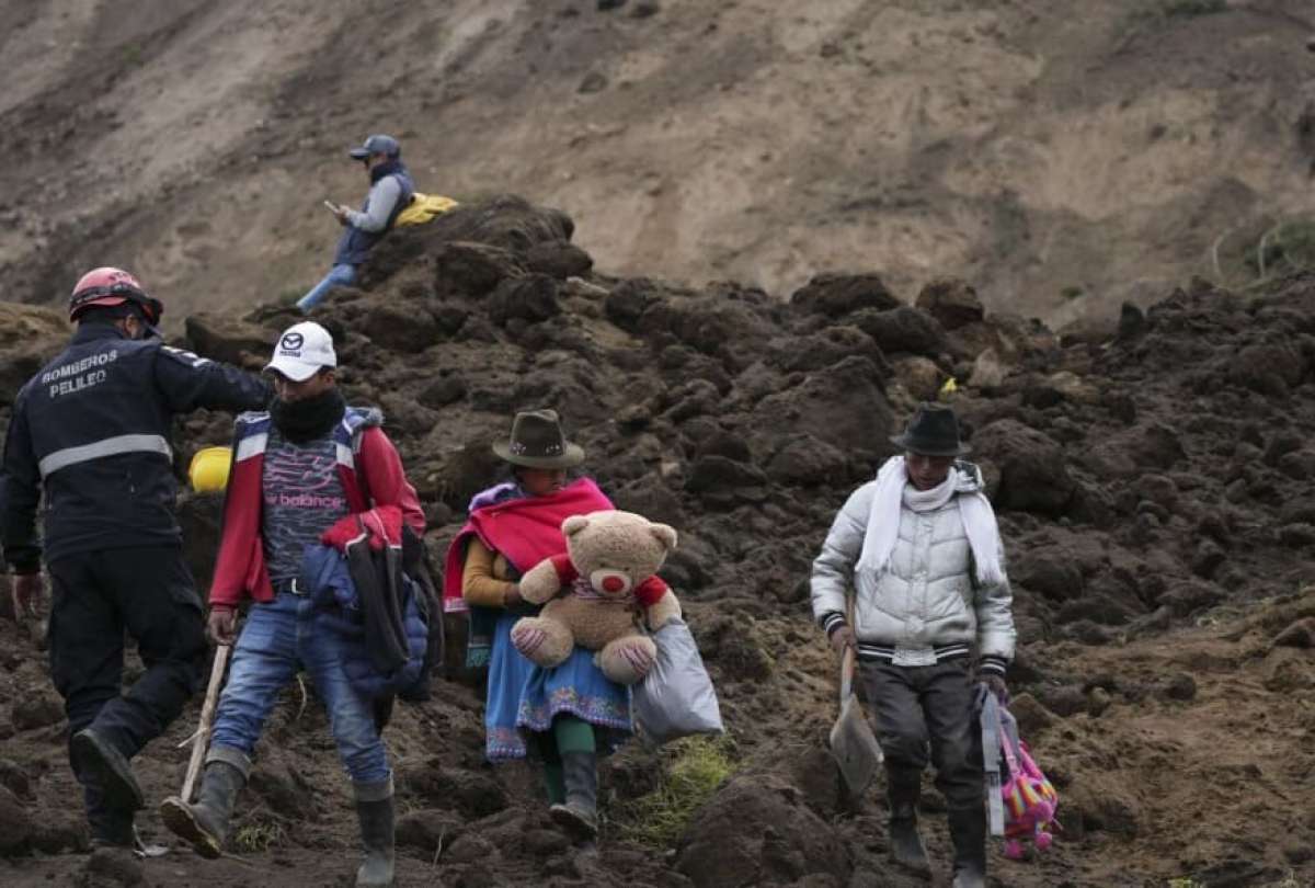 El Ministerio de Educaci&oacute;n contin&uacute;a con la atenci&oacute;n psicosocial en Alaus&iacute;.