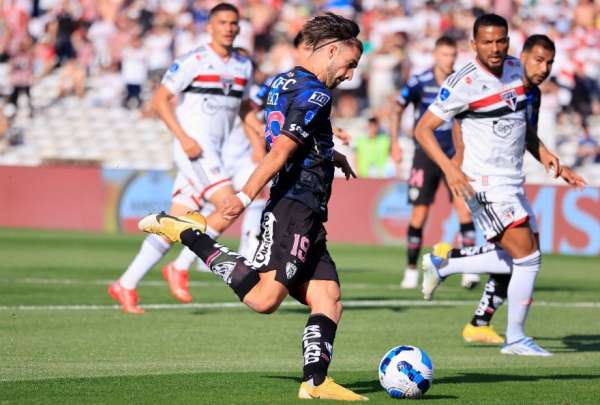 Lautaro D&iacute;az fue la figura de la final, al marcar el primer gol y asistir para el segundo tanto