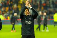 PSG prepara una millonaria propuesta para que Mbapp&eacute; contin&uacute;e en el equipo