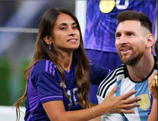 Antonella, la esposa de Messi vivi&oacute; un inc&oacute;modo momento en la inauguraci&oacute;n de la Copa Am&eacute;rica