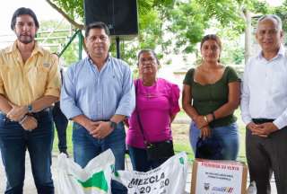 Productores de Balzar y Nobol se benefician con paquetes tecnol&oacute;gicos