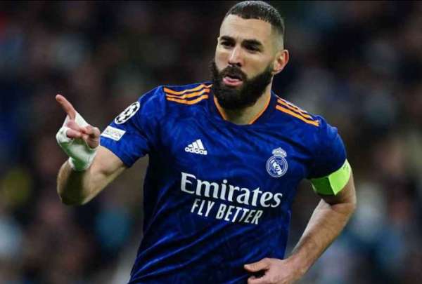 Karim Benzema marc&oacute; el tanto del descuento para el Real Madrid ante Manchester City