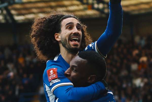 Cucurella abri&oacute; el marcador para Chelsea