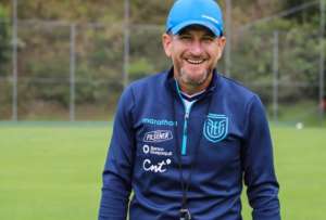 Patricio Urrutia lleg&oacute; a un mutuo acuerdo con la FEF para dejar la Selecci&oacute;n Sub 17