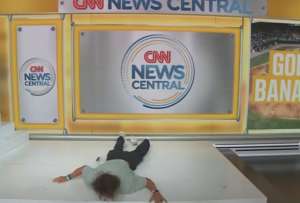 El beibolista Robert Anthiony Cruz termin&oacute; con la quijada rota, despu&eacute;s de intentar una peligrosa maniobra. 