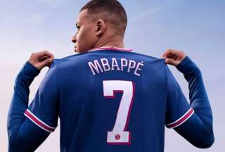 Mbapp&eacute; regala su camiseta de Francia al primer ministro de Camer&uacute;n