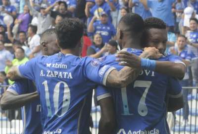 Emelec consigui&oacute; la primera victoria en la etapa