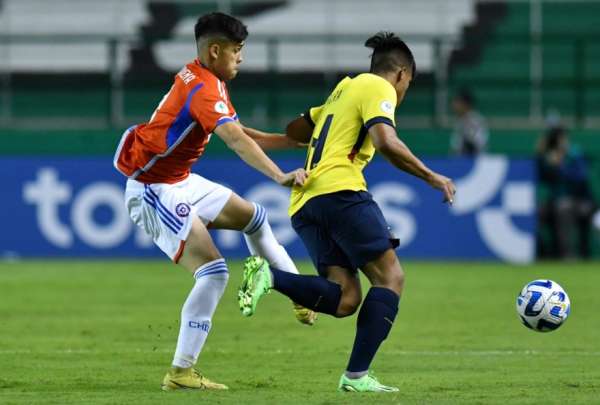 Ecuador empat&oacute; con Chile en un partido intenso en el Sudamericano Sub 20