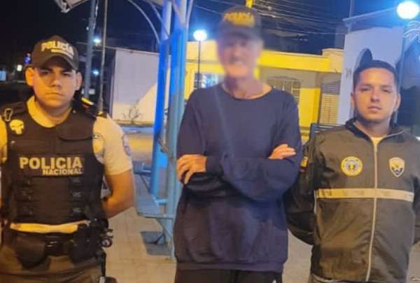 La Polic&iacute;a rescat&oacute; al empresario Collin Armstrong, en la v&iacute;a a Manab&iacute;