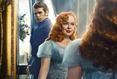 Las 10 pel&iacute;culas que puedes disfrutar en casa este fin de semana. Bridgerton es una opci&oacute;n.