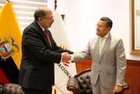 Iván Saquiclea tuvo un encuentro con Henry Kronfle, presidente de la Asamblea este 5 de diciembre dle 2023.