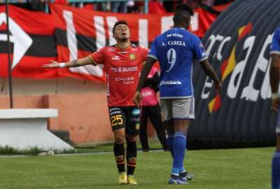 Deportivo Cuenca se qued&oacute; con los tres puntos ante Emelec
