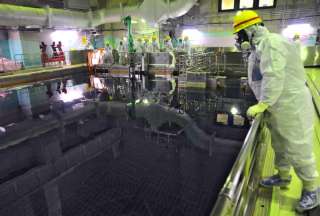 Jap&oacute;n verter&aacute; en el mar agua tratada de la central nuclear de Fukushima