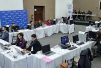 CNE avanza con la impresión de las papeletas para CPCCS, autoridades seccionales y referéndum.