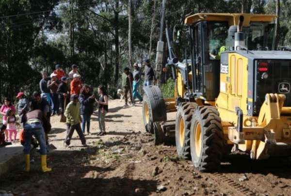 La Empresa P&uacute;blica Metropolitana de Movilidad y Obras P&uacute;blicas (Epmmop) rehabilitar&aacute; siete v&iacute;as en el barrio Atucucho.&nbsp;Los cierres iniciar&iacute;an la pr&oacute;xima semana. 