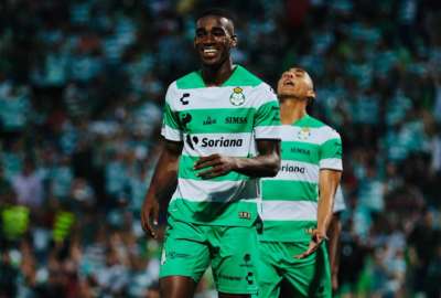 F&eacute;lix Torres sum&oacute; otra destacada actuaci&oacute;n con el Santos Laguna. 