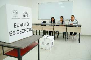 Segunda vuelta: Cierre de recintos electorales en Ecuador