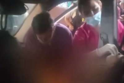 Un video capt&oacute; el momento de la atenci&oacute;n.