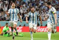 Nahuel Molina (26) festeja el gol marcado a Pa&iacute;ses Bajos en Lusail. 