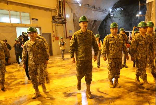 Los especialistas de las Fuerzas Armadas iniciaron sus capacitaciones para operar y reforzar la seguridad de las centrales hidroel&eacute;ctricas.
