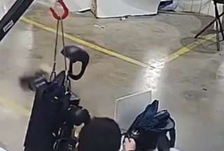 &iquest;Un "Terminator? Robot humanoide intent&oacute; atacar a sus creadores