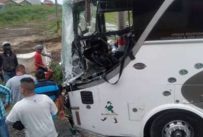 El accidente de tr&aacute;nsito involucr&oacute; a tres autobuses en la v&iacute;a Babahoyo-Juj&aacute;n. 