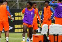 La selección de Ecuador se alista para recibir a Colombia