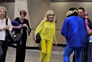 As&iacute; luce Barbara Eden, la protagonista de "Mi Bella Genio a sus 93 a&ntilde;os"