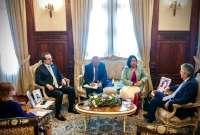El presidente Guillermo Lasso se reunió con la canciller de la India, Meenakashi Lekh este 7 de noviembre.