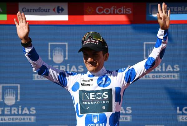 Richard Carapaz gan&oacute; su tercera etapa de la Vuelta a Espa&ntilde;a